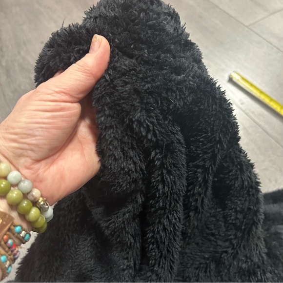 3 for $20 Fuzzy black teddy joggers/sweats - size XL - Picture 2 of 8